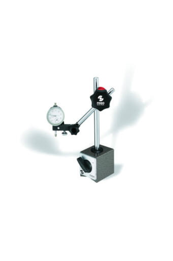 Detailed view of FISSO LS30-10 with magnetic base